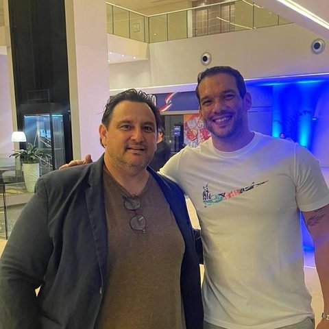 Marco Velasquez junto al presidente de la Confederación Brasileña de Fútbol (CBF)